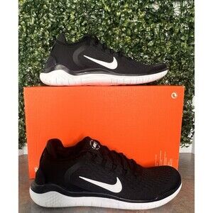 MENS SIZE  7- NIKE FREE RN 2018 (BLACK/WHITE) **NO BOX TOP